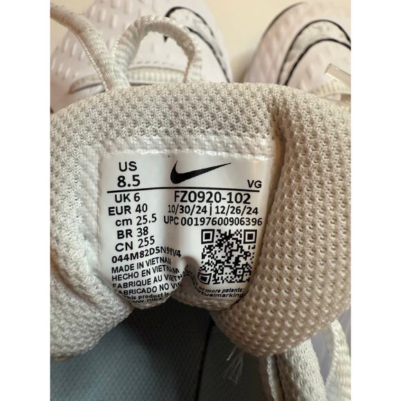 Nike Hyperdiamond 4 Keystone White Black Pure Platinum Women's sz: 8.5 NEW - Picture 9 of 9